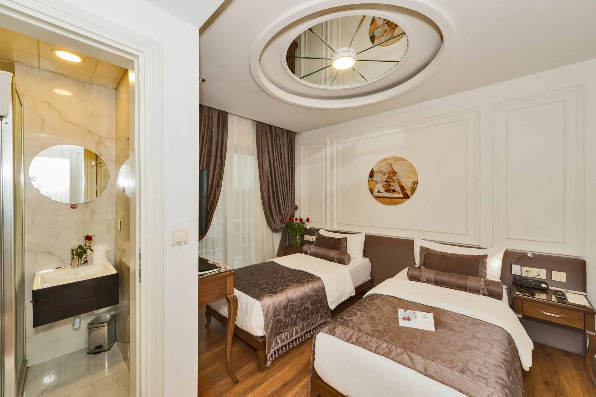 איסטמבול Darkmen Hotel מראה חיצוני תמונה